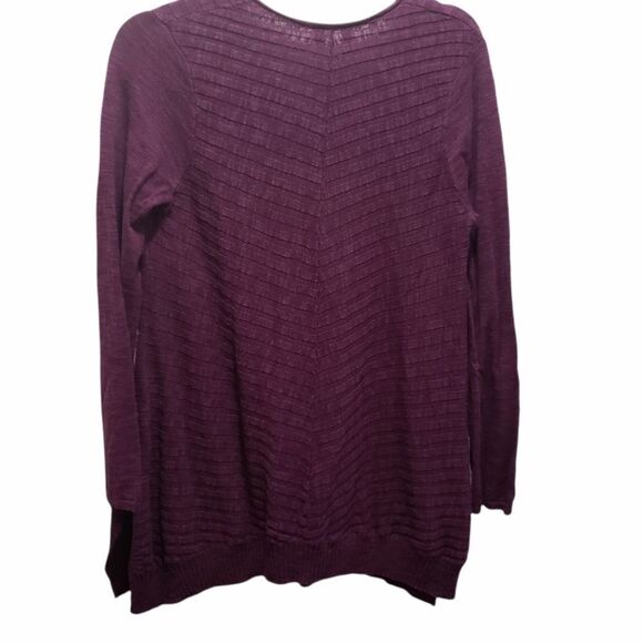 Beatrix Plum swester. L , long sleeve - Picture 2 of 3